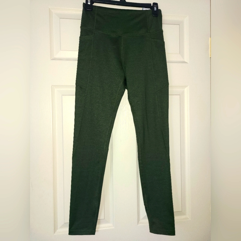 NWT TEK GEAR High Rise Legging Size Medium